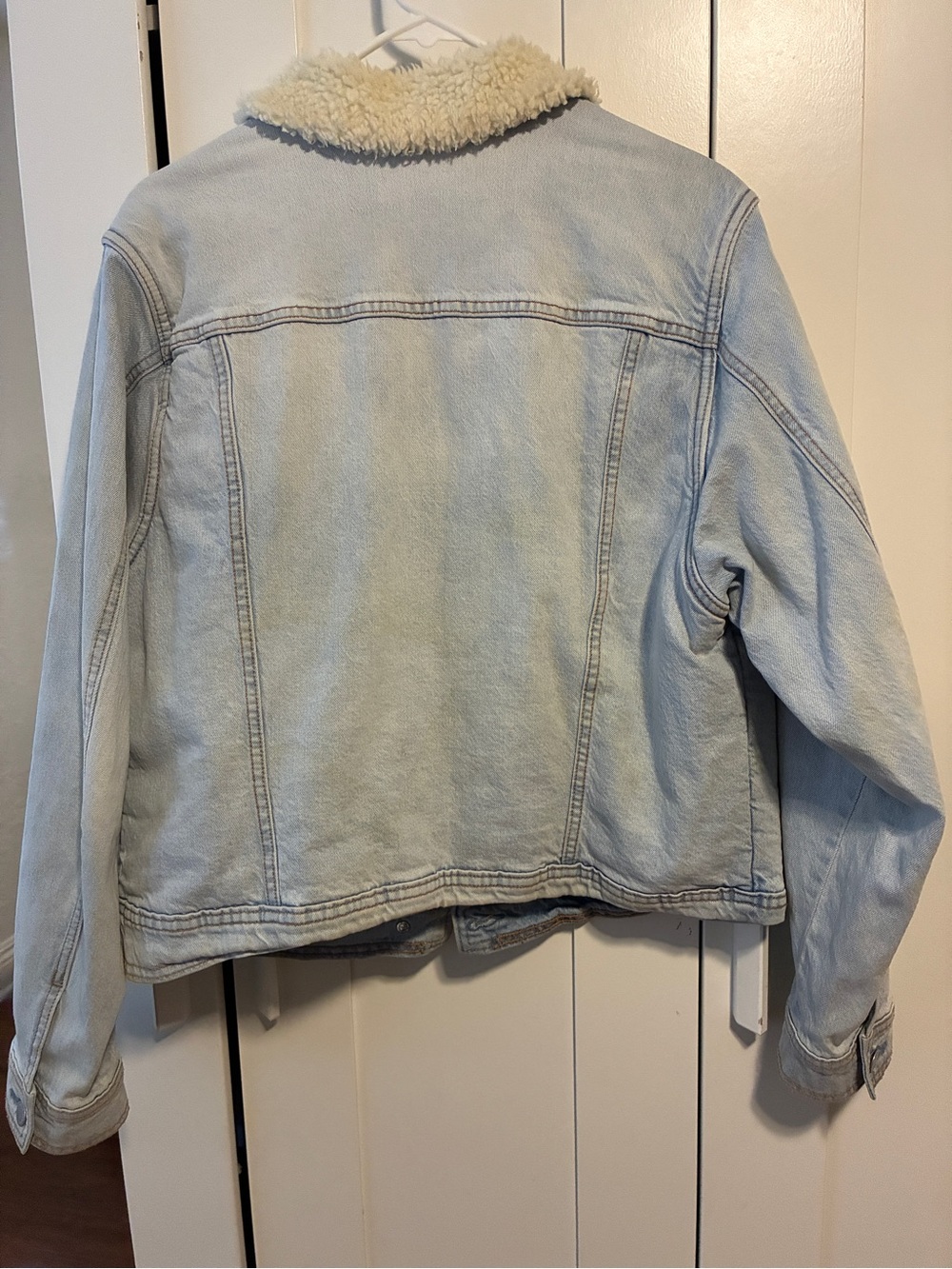 Universal Thread Denim Jacket - Picture 4 of 4